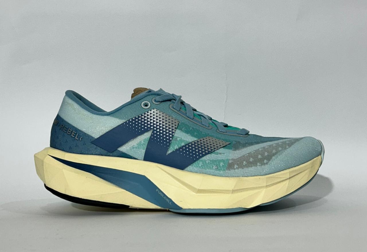 New Balance(WMNS) New Balance FuelCell Rebel v4 'Quarry Heron Blue (WFCXCH4)