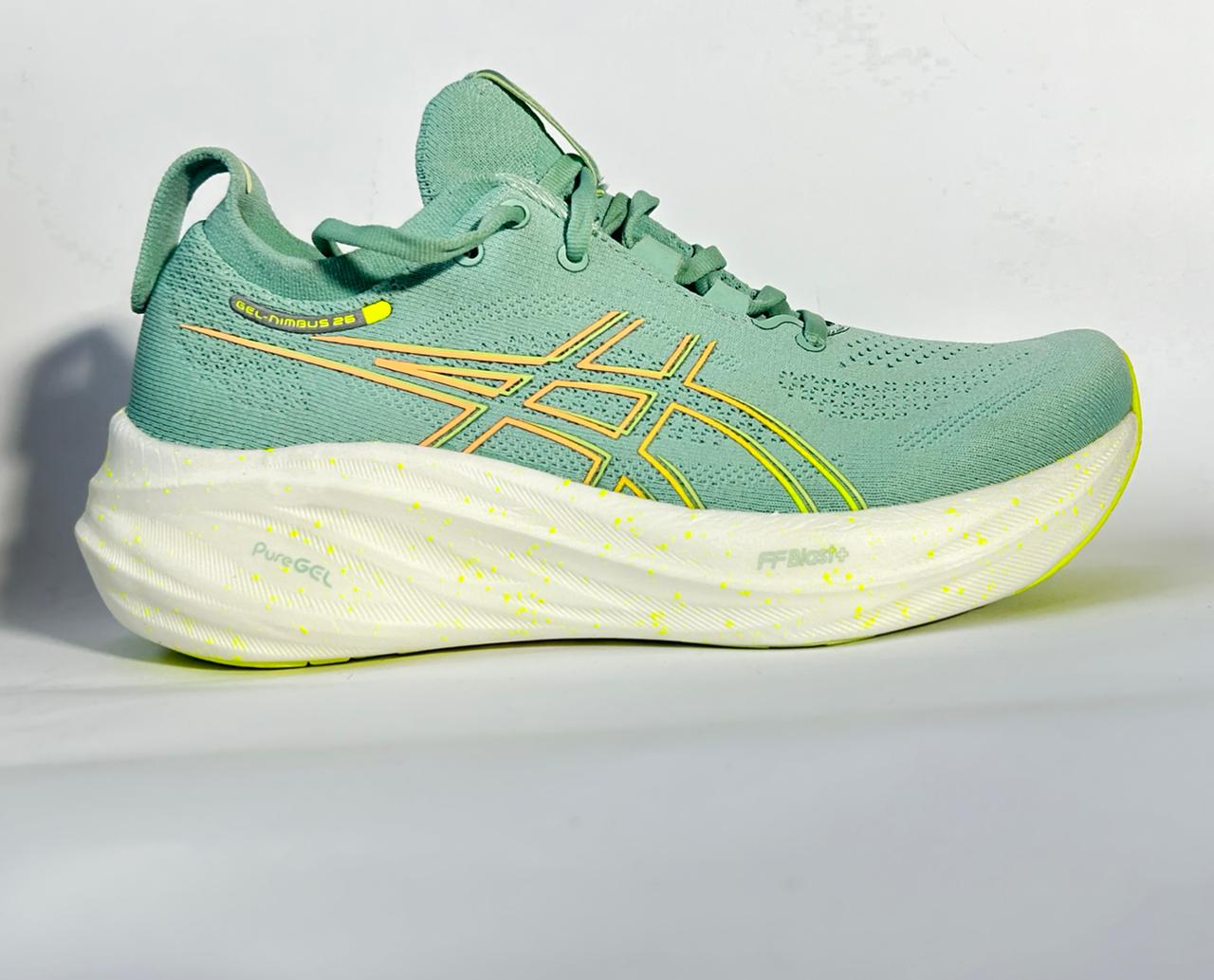 Asics GEL-NIMBUS 26 (1012B601)